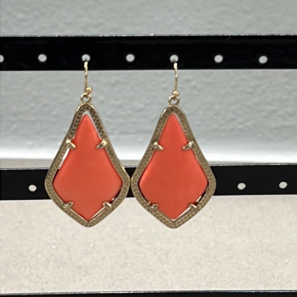 Kendra Scott earrings